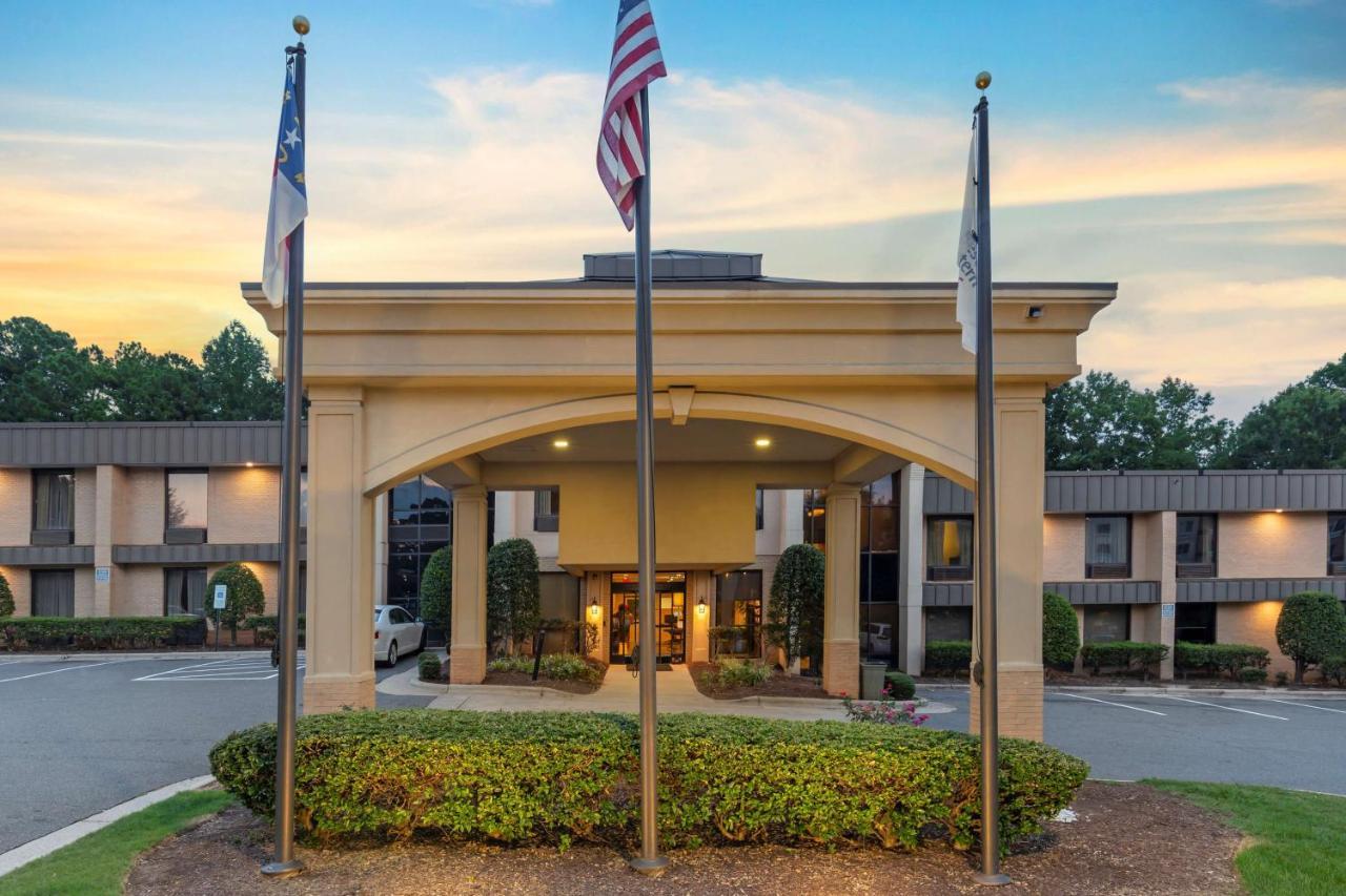 Best Western Plus Cary - Nc State מראה חיצוני תמונה