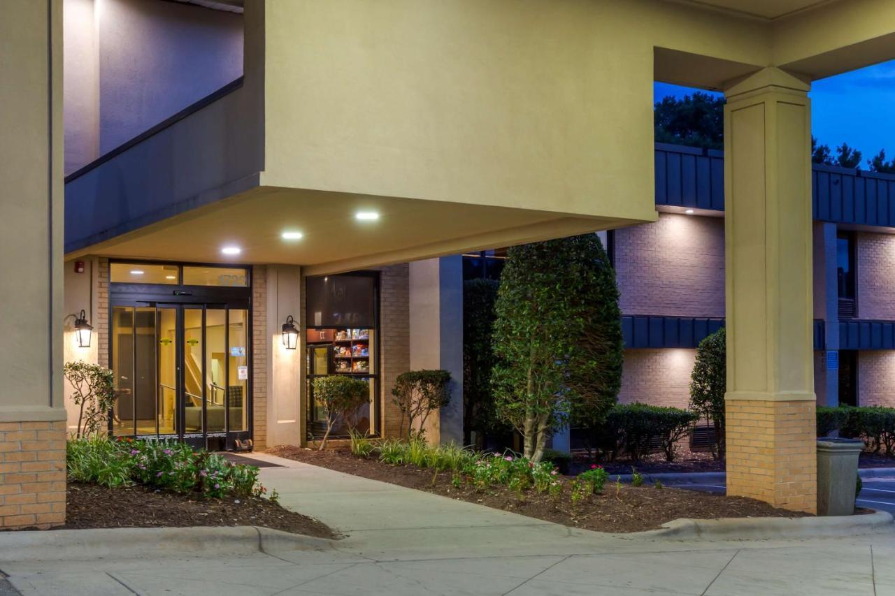 Best Western Plus Cary - Nc State מראה חיצוני תמונה
