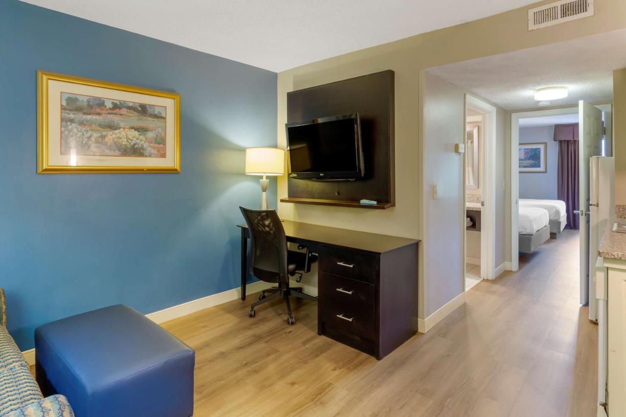 Best Western Plus Cary - Nc State מראה חיצוני תמונה