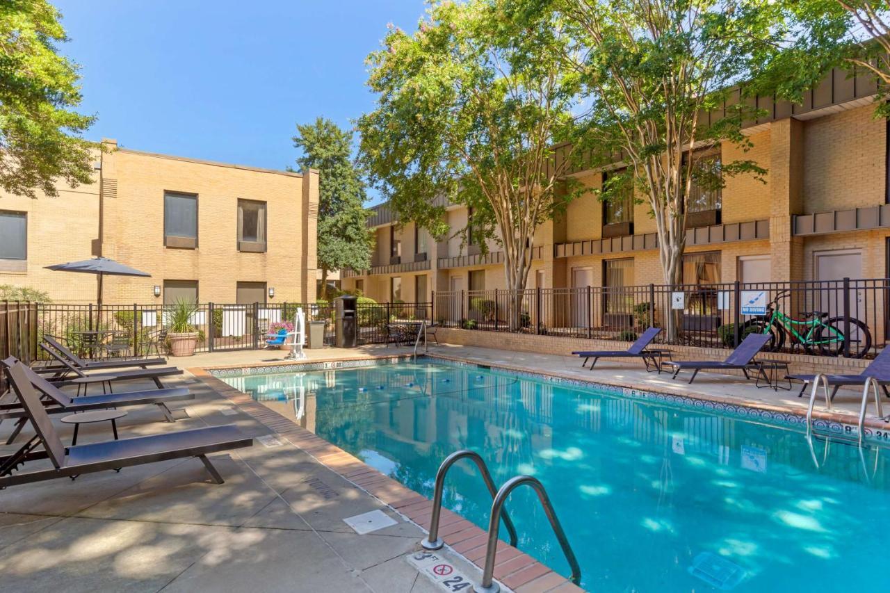 Best Western Plus Cary - Nc State מראה חיצוני תמונה