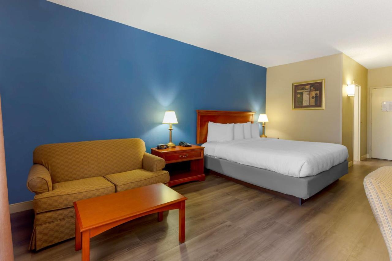 Best Western Plus Cary - Nc State מראה חיצוני תמונה